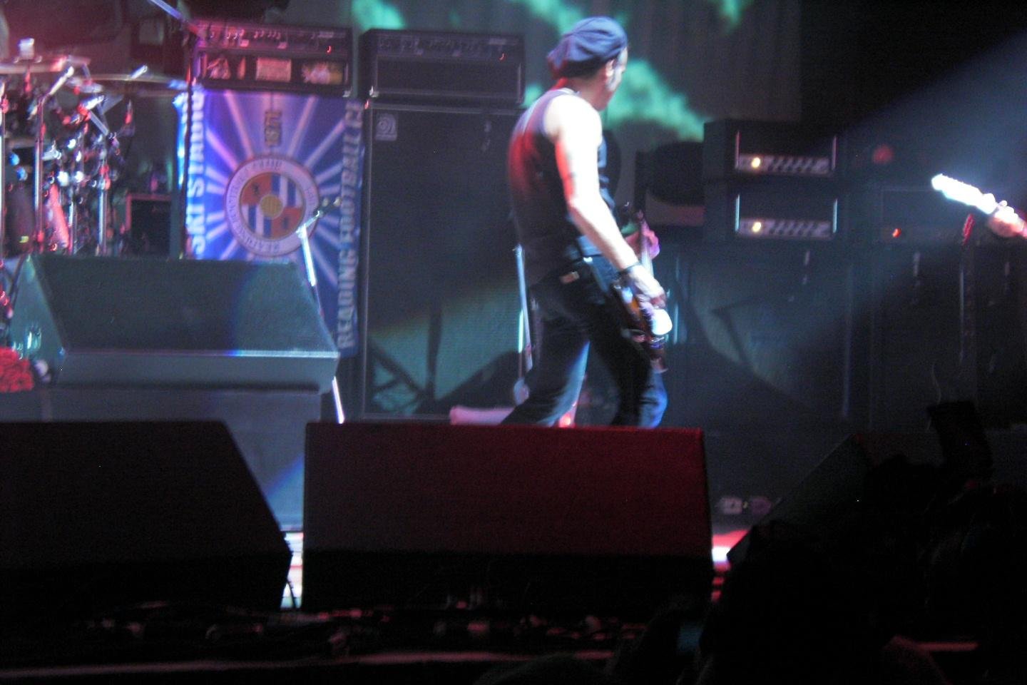 gcure098.jpg